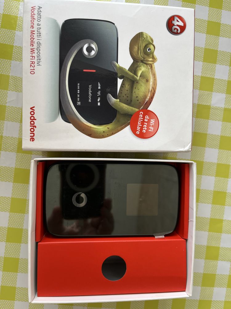 Мобільний Wi-Fi роутер vodafone R210