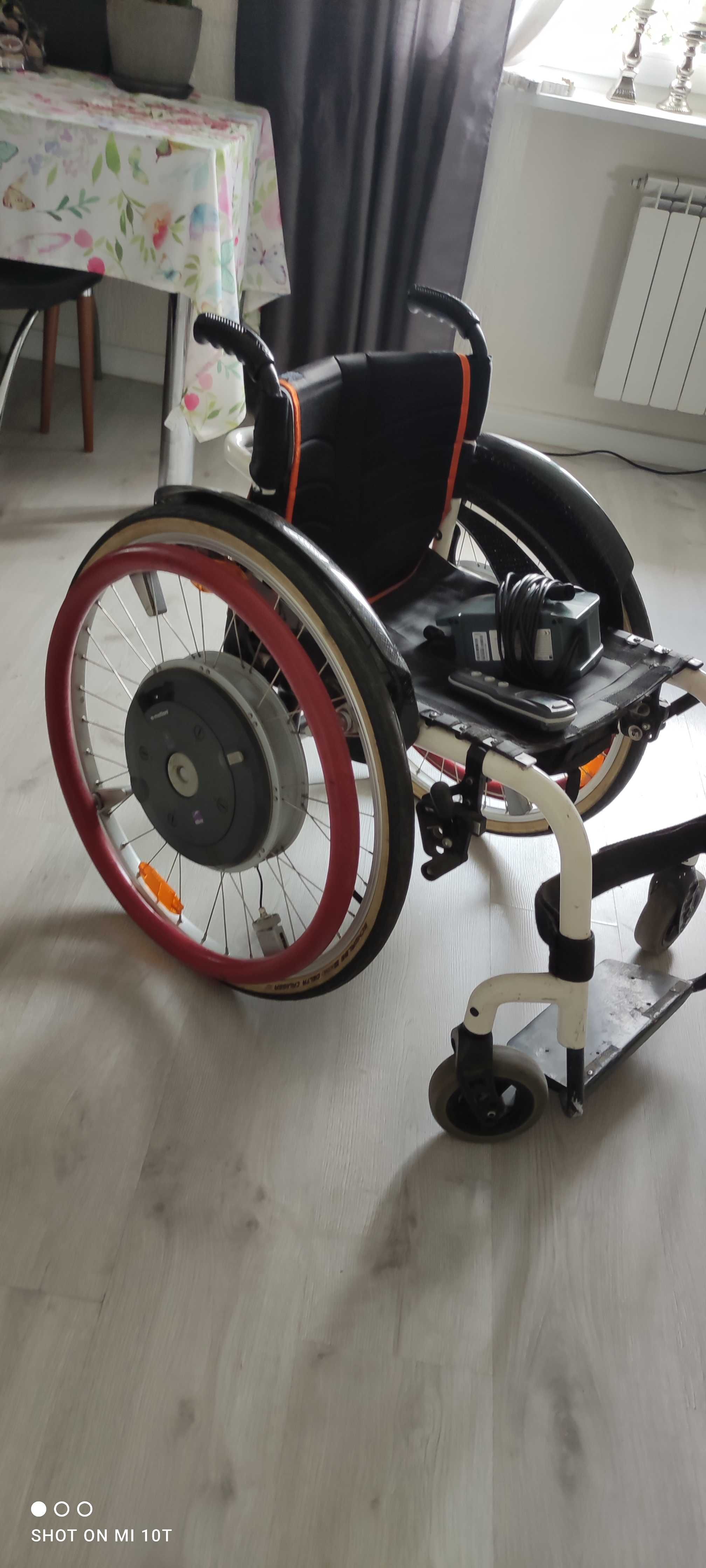 Wózek inwalidzki Aktywny Helium +koła Alber e-motion