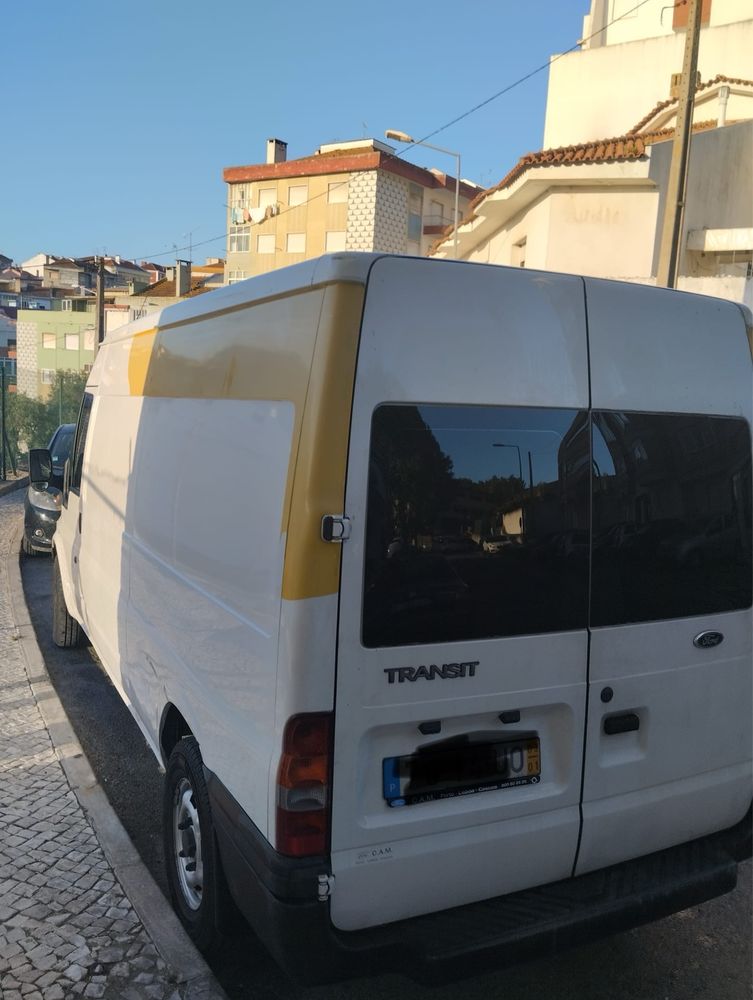 Ford transit ano de 2003