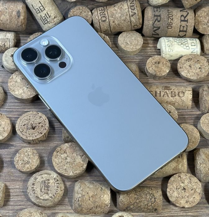 Apple iPhone 15 Pro Max 256Gb Natural Titanium. Як новий!
