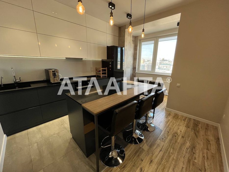 Видовая 3-комн. квартира с шикарным  ремонтом в новом ЖК МАНДАРИН