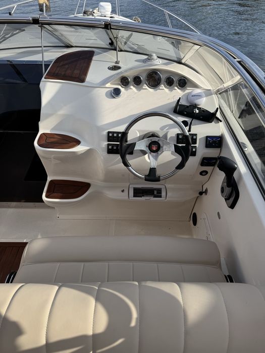 Катер Marex 270 Estremo