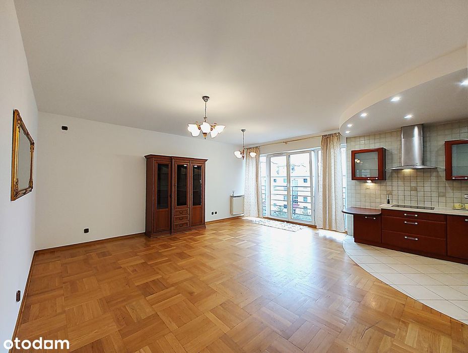 Sprzedaż 84m2 3 pokoje 2 garaże Bemowo Górce