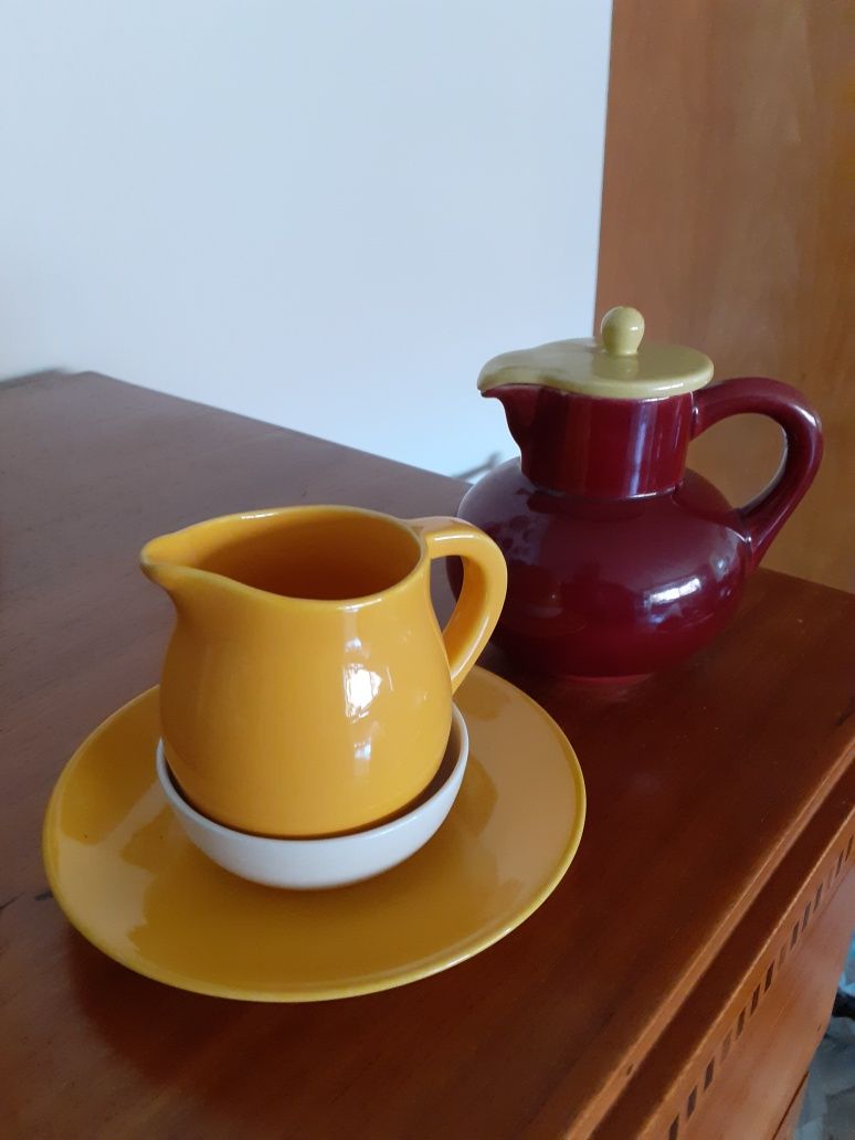 Leiteira  e chaleira da SECLA.