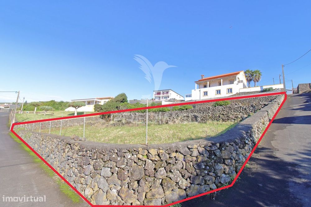 Terreno para Construção – Feteira, Lugar da Serretinha (1452 m²)