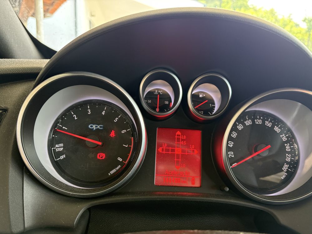 Opel astra GTC OPC