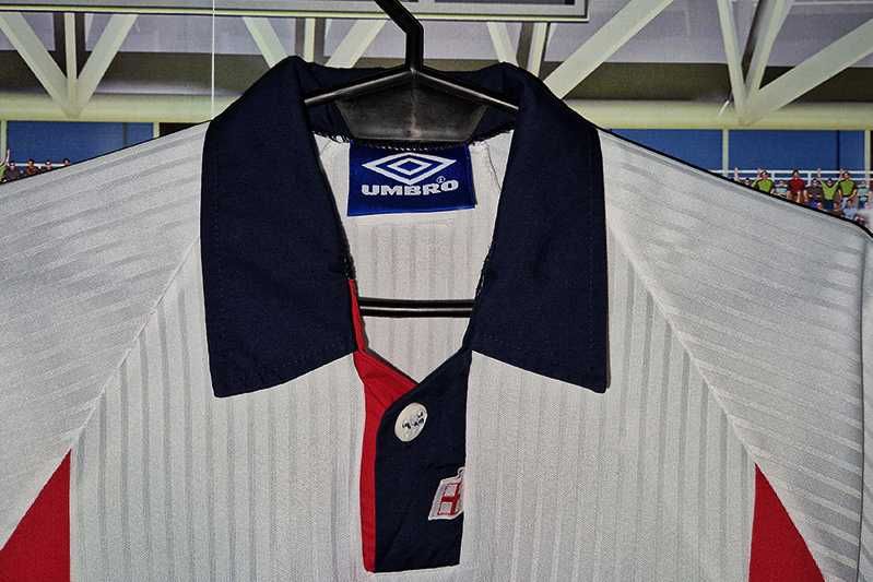 Anglia - The F.A. Umbro VapaTech 1997-99 home size: M-152