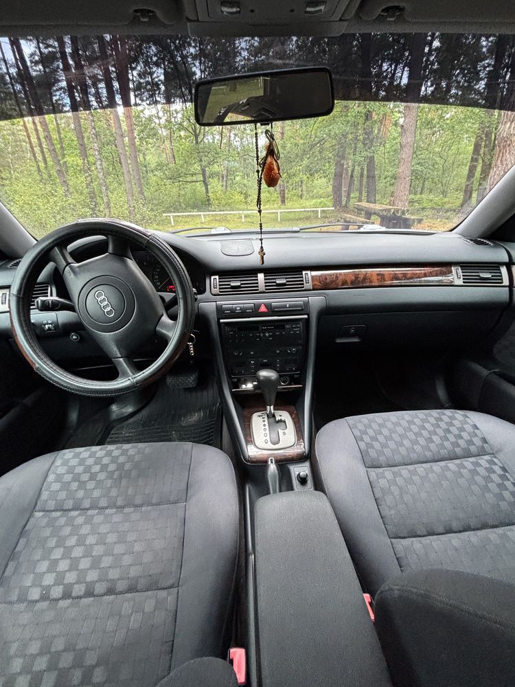 Ауді а6 с5 1998 року