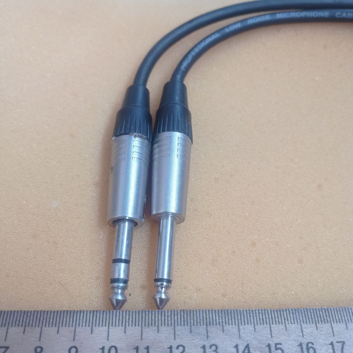 Шнур Кабель для гитары, микрофона Sound King 2.3 и 2.5 м.