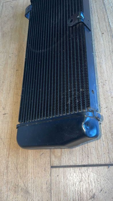 RADIADOR DE AGUA LADO DIREITO PARA DUCATI MULTISTRADA V4 PIKES PEAK