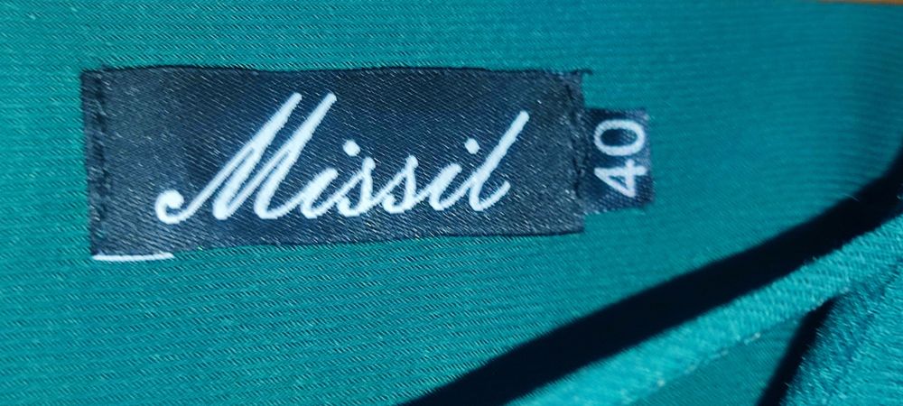 Piękny kombinezon Missil rozm L-Xl . Butelkowa zieleń