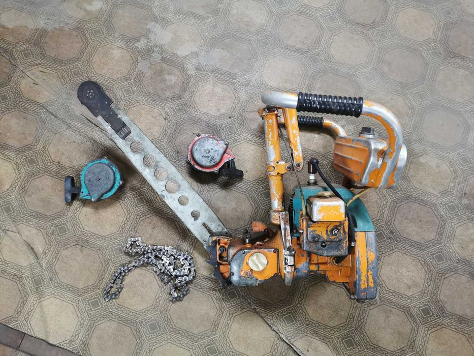 Бензопила Урал-електро