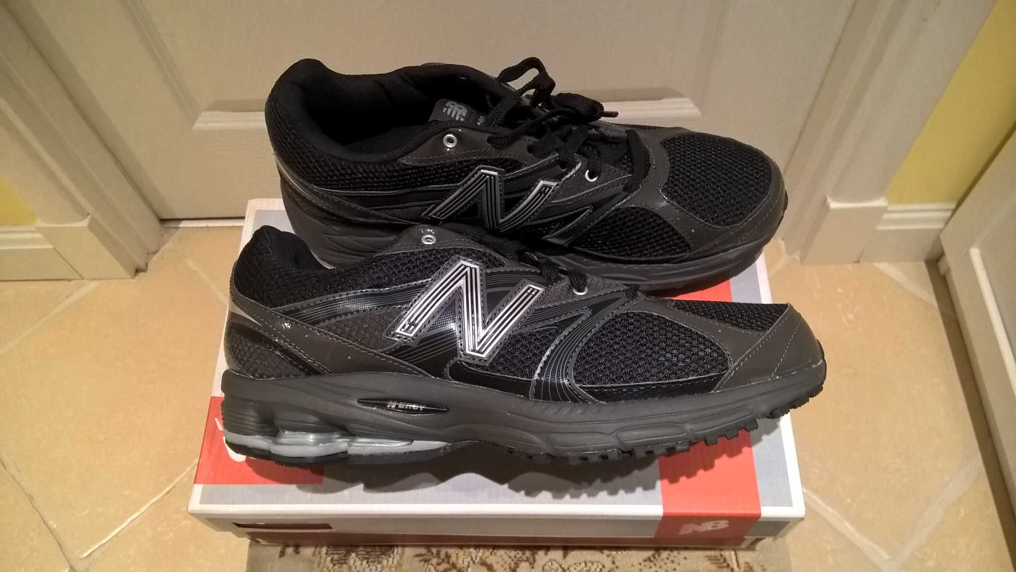 Buty biegowe New Balance 680, model na rocznik 2015 - 2017.