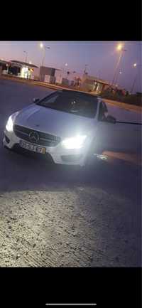Mercedes Benz CLA 200 AMG