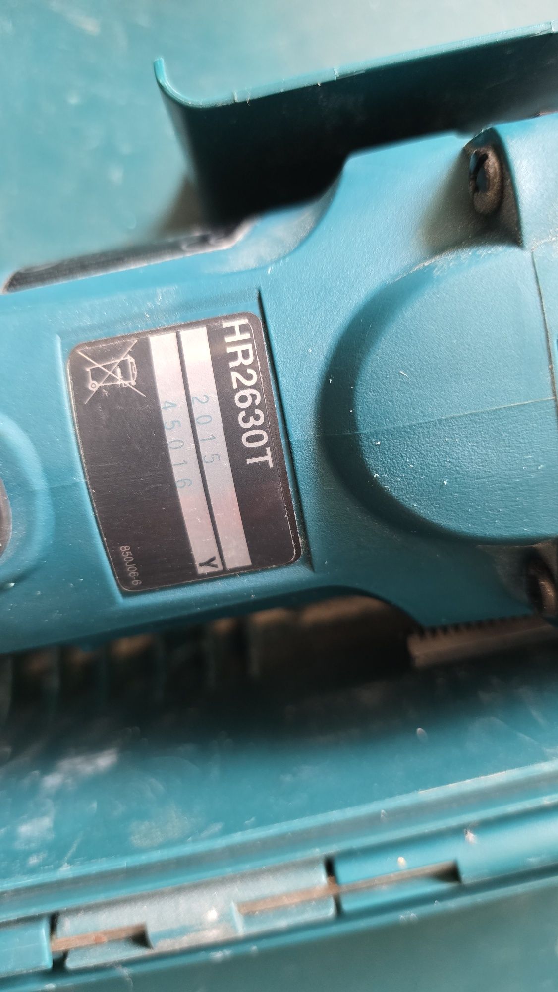 Mlotowiertarka Makita HR2630T jak nowa