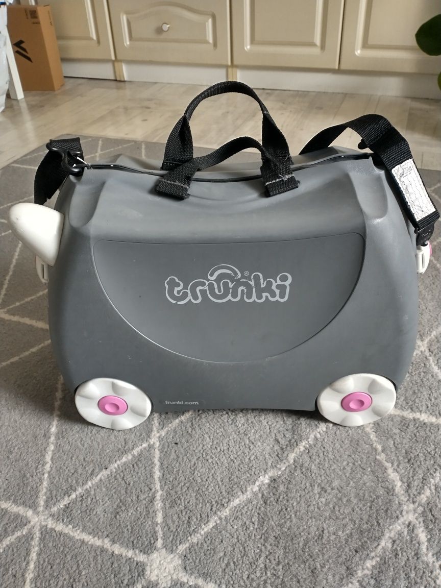 Walizka trunki kot dla dzieci