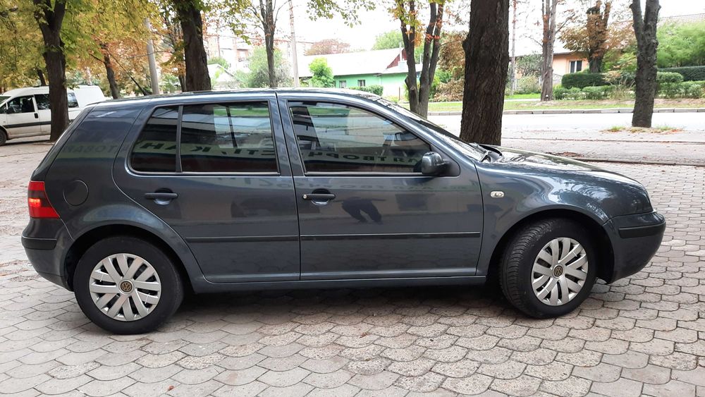 Volkswagen Golf 2001 р