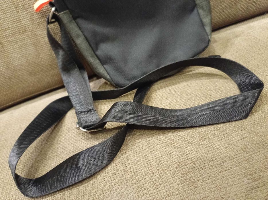 наплечная сумка Китай 20х14см новая