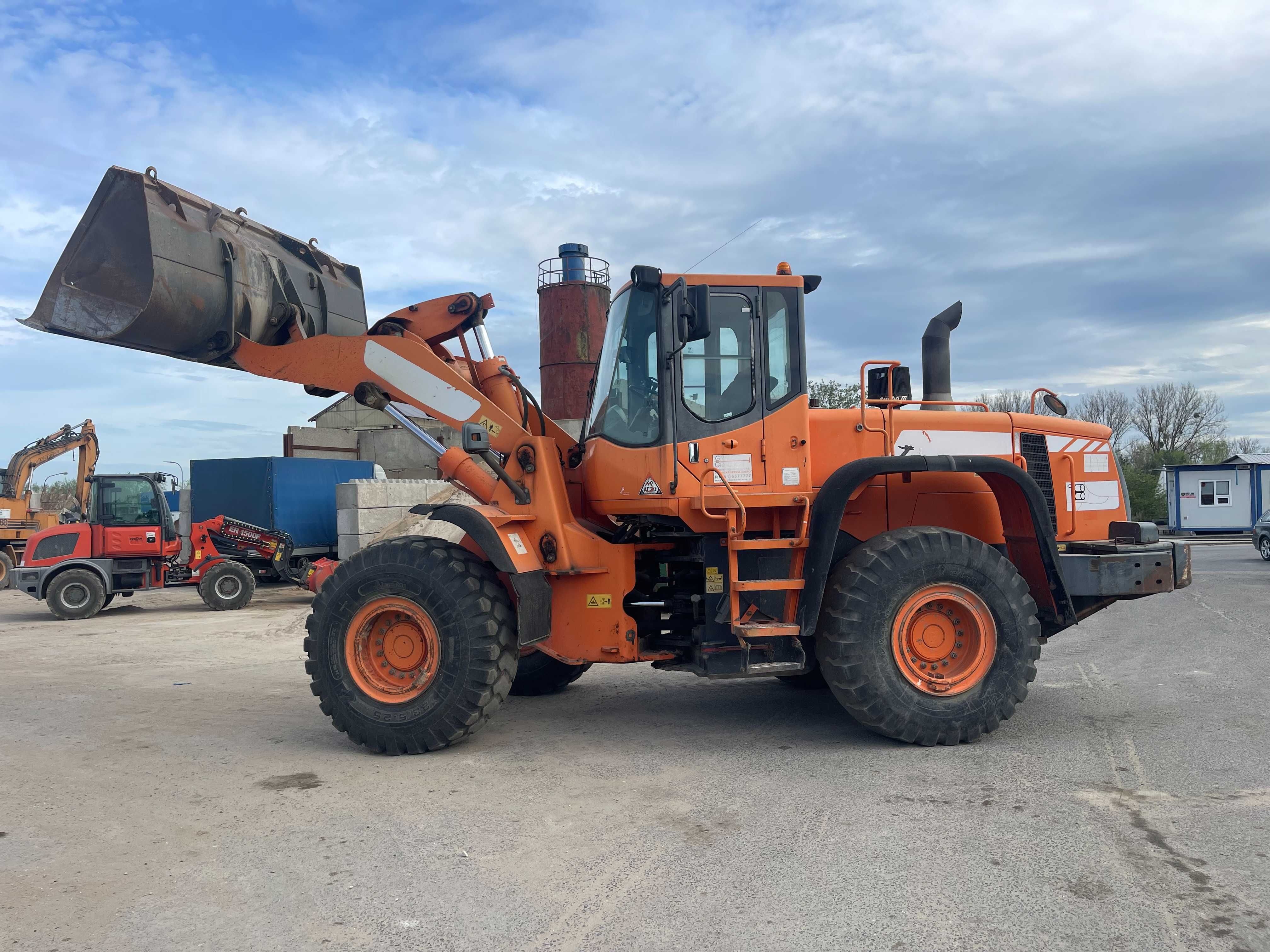 Ładowarka DOOSAN DL 350 ROK PROD. 2011
