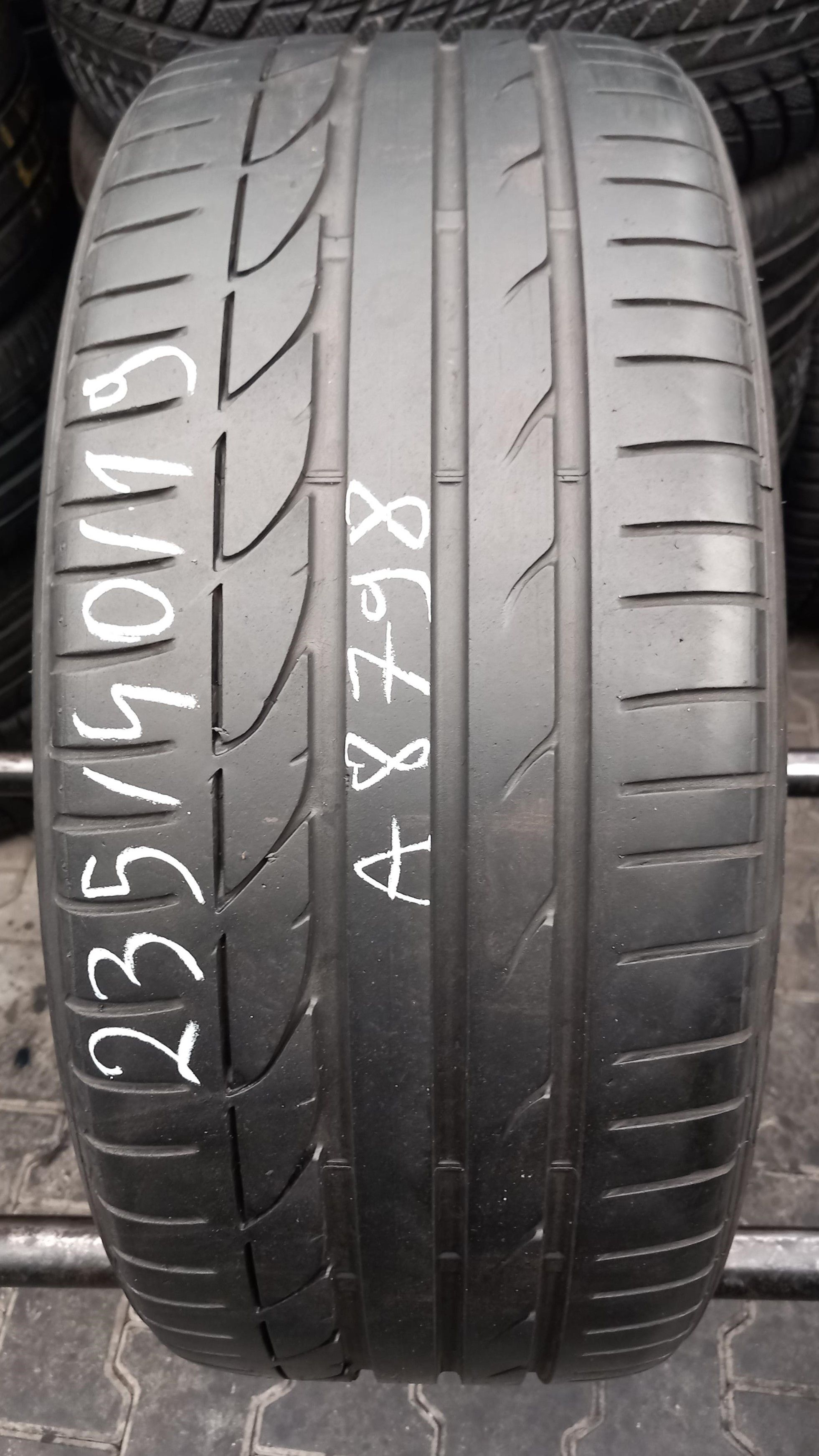 235/40/19 Bridgestone Potenza S001 96W