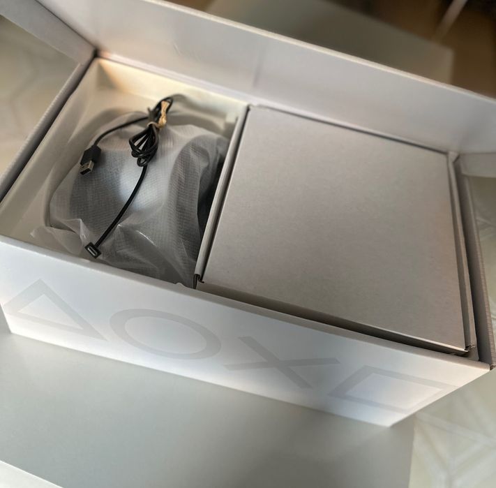 PS VR2 - Muito pouco usado