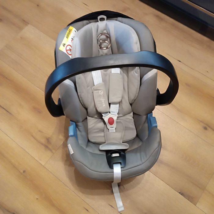 Fotelik Cybex Basen 2 fix+ baza+ adapter do wózka.