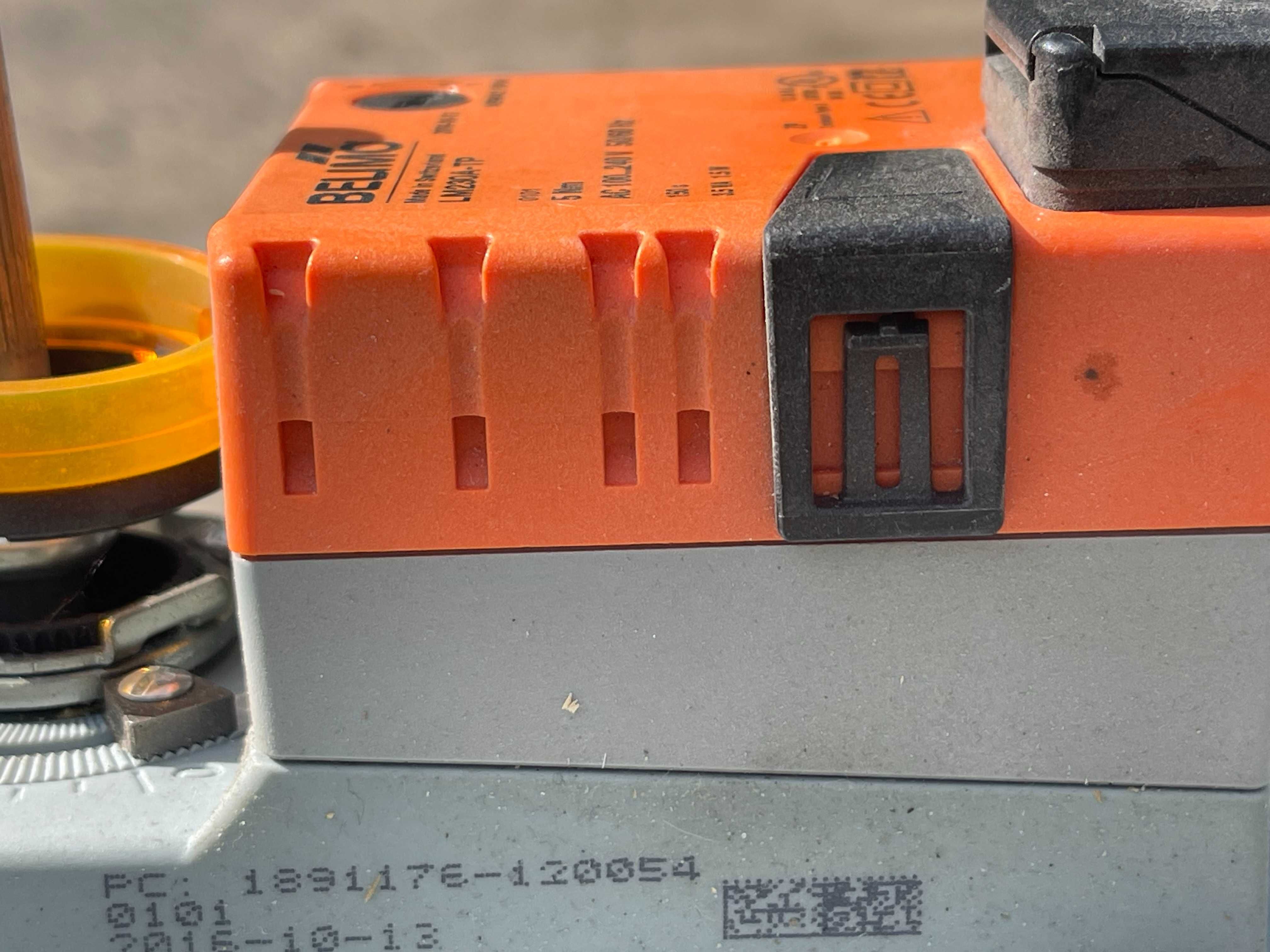 Електричний привід BELIMO LM230A-TP, + заслонка  Вентс КРВ 400