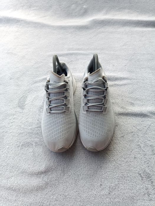 Женские кроссовки Nike Zoom р39.5-40