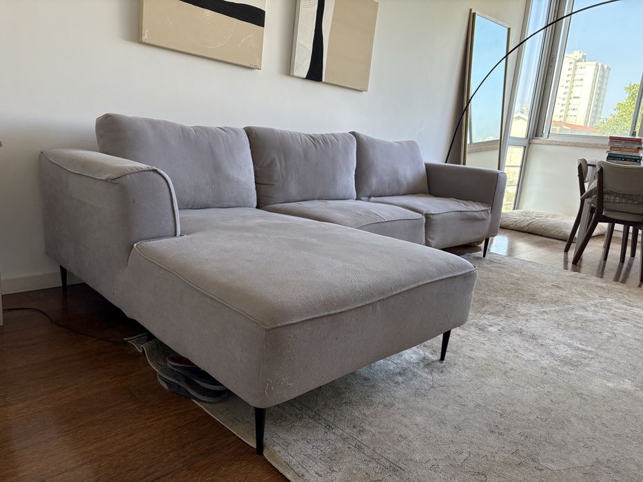 Sofá - 3 Lugares com Chaise Longue