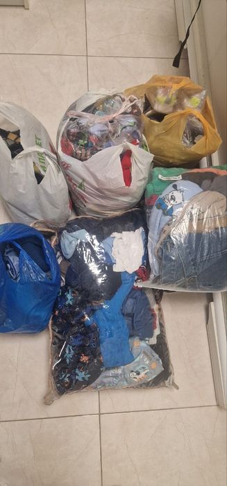 Обменяю вещи для мальчика на пару игрушек для ребёнка