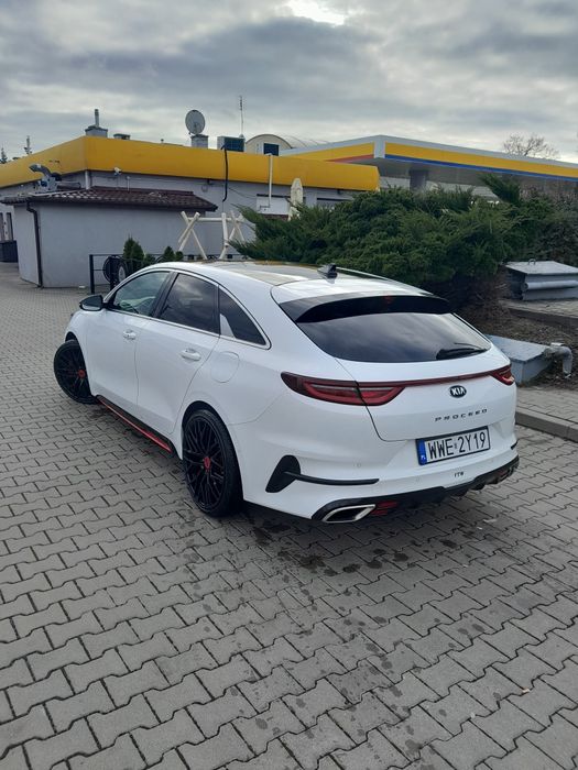 Kia proceed gt line panorama 204 konie