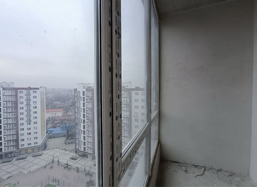 Продається 3 кім. ЖК Княгинен. 1 Черга. Переуступка. 94,7 м2. 676$ м2.