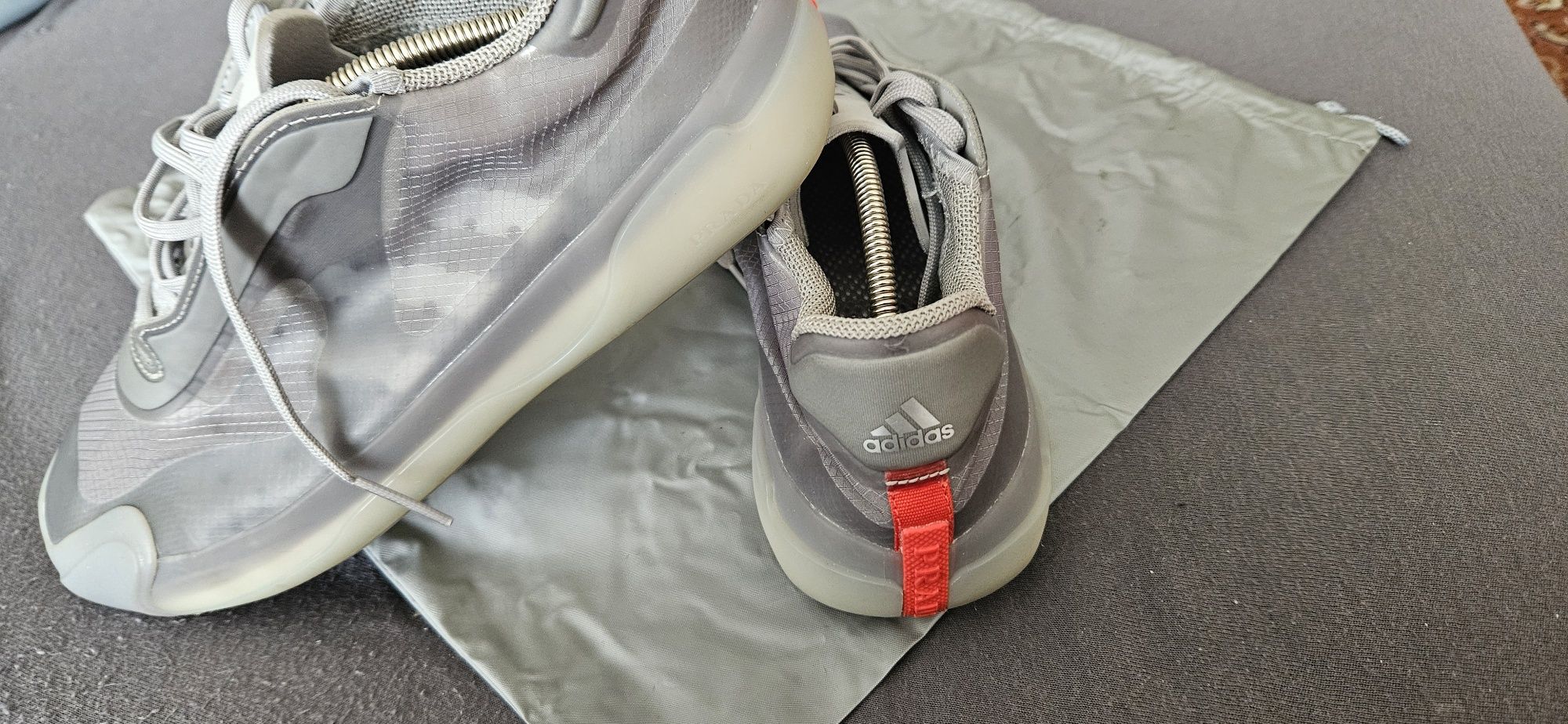 Adidas  Prada eleganckie