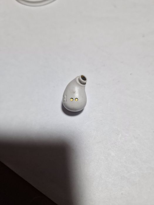 Sluchawka pojedyncza  prawa Jbl free 2