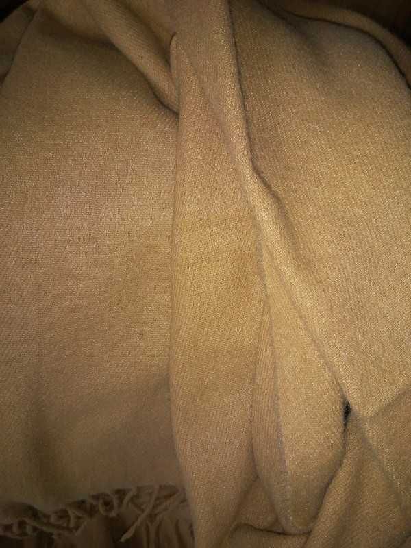 Nowy szal 100% virgin wool beżowy/ brązowy/ camel