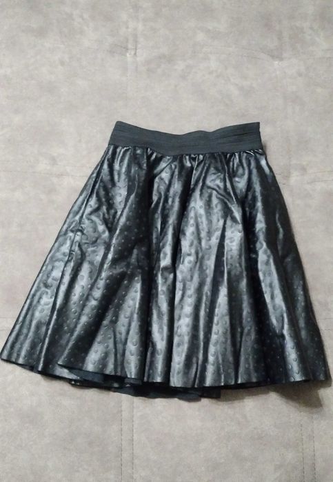 Шкільна спідниця, шкільна форма.