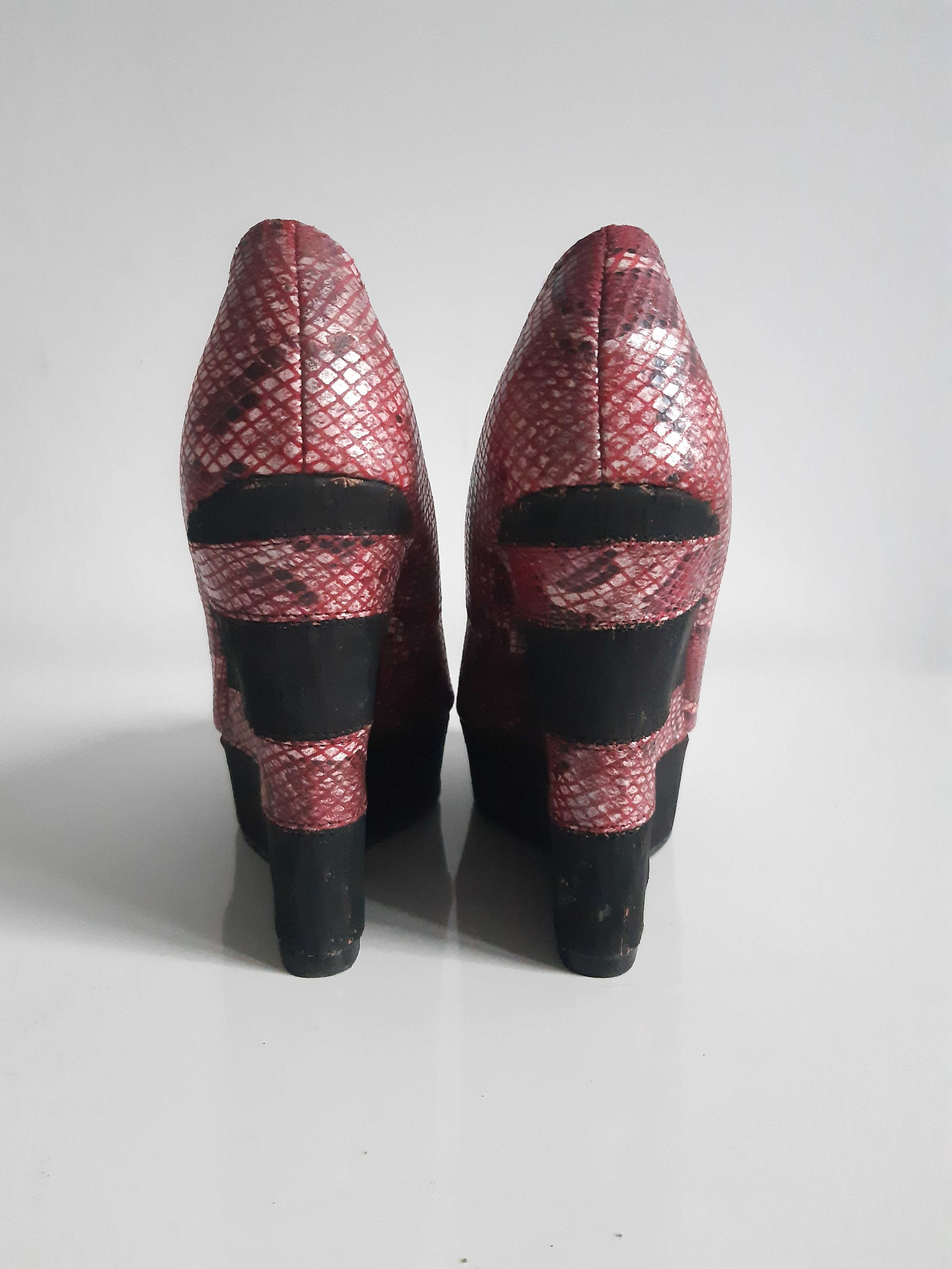 różowe buty na koturnie koturny krokodyl wąż Michael Antonio 36
