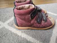 Sandałki, buty ortopedyczne, Dawid r. 28, skóra, obcas thomasa