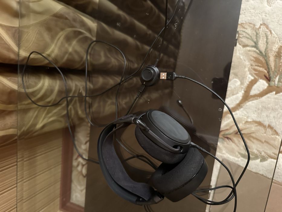 Steelseries artis pro