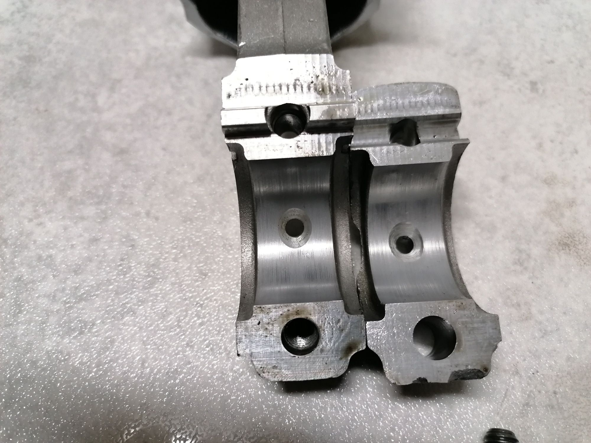 Traktorek kosiarka briggs&stratton b&s 12 hp tłok korbowód oryginał