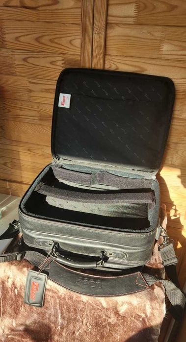Професійна сумка для ноутбука ”Targus Corporate 15.4"