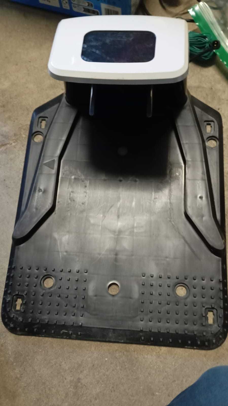 Robot koszący Macallister