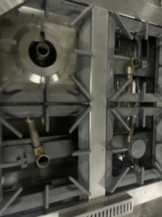 Fogão Junex 4 bocas impecavel mas faltam as torneiras do gas
