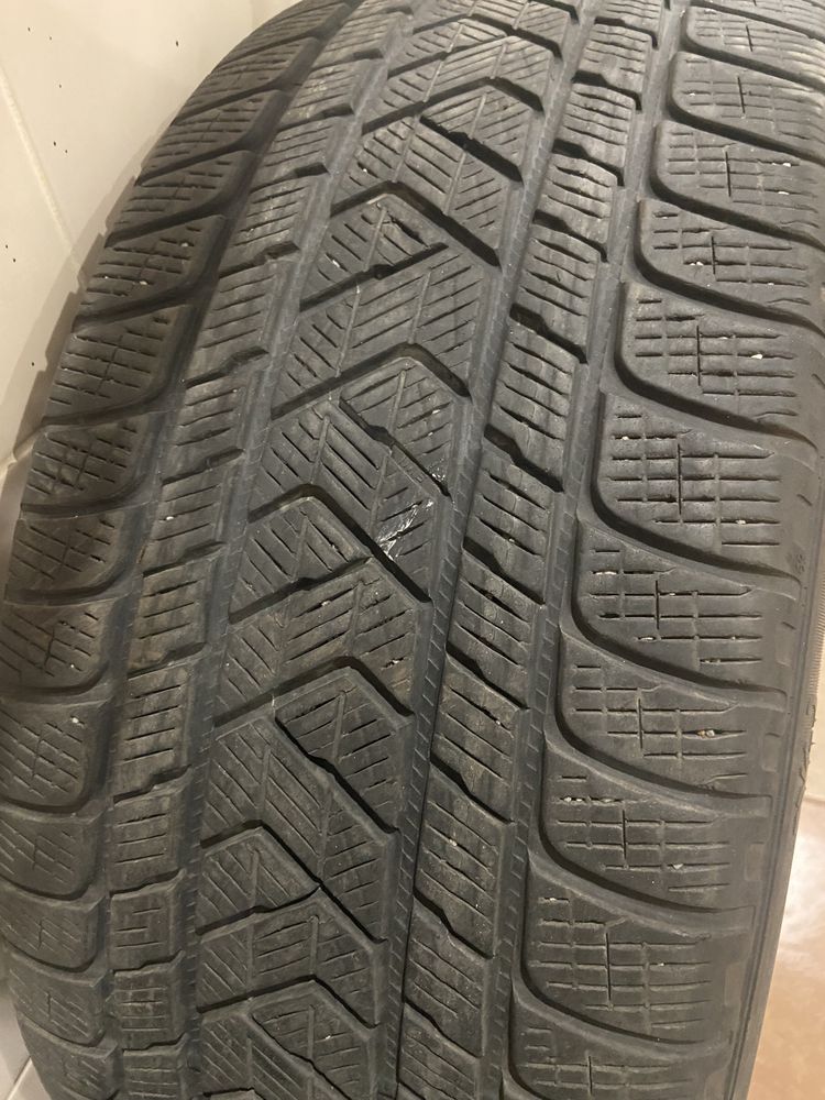 Pirelli Scorpion Winter 265/40/22