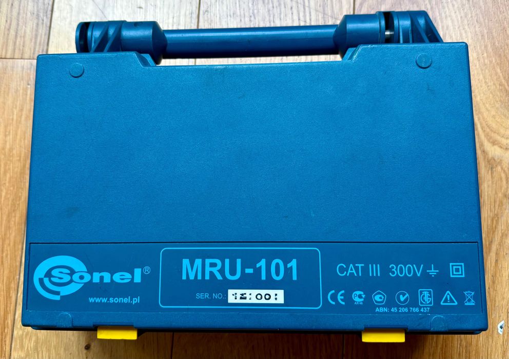 Miernik rezystancji uzieminia SONEL MRU-101 z wzorcowaniem.