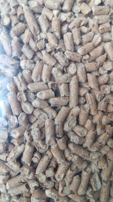 Pellet drzewny sosnowy certyfikat pelet czysty A1 Din 990kg