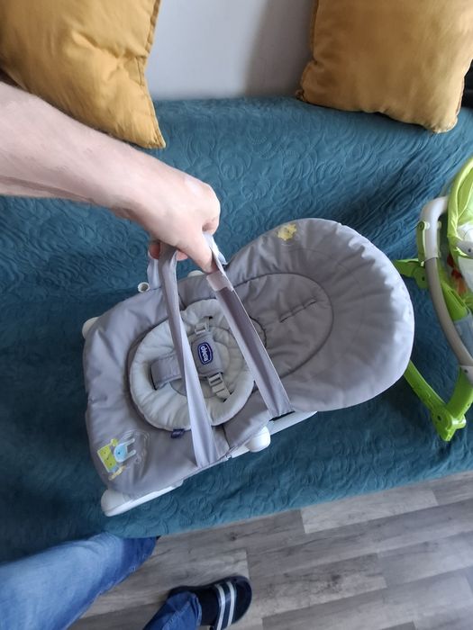 Leżaczek bujaczek firmy Chicco