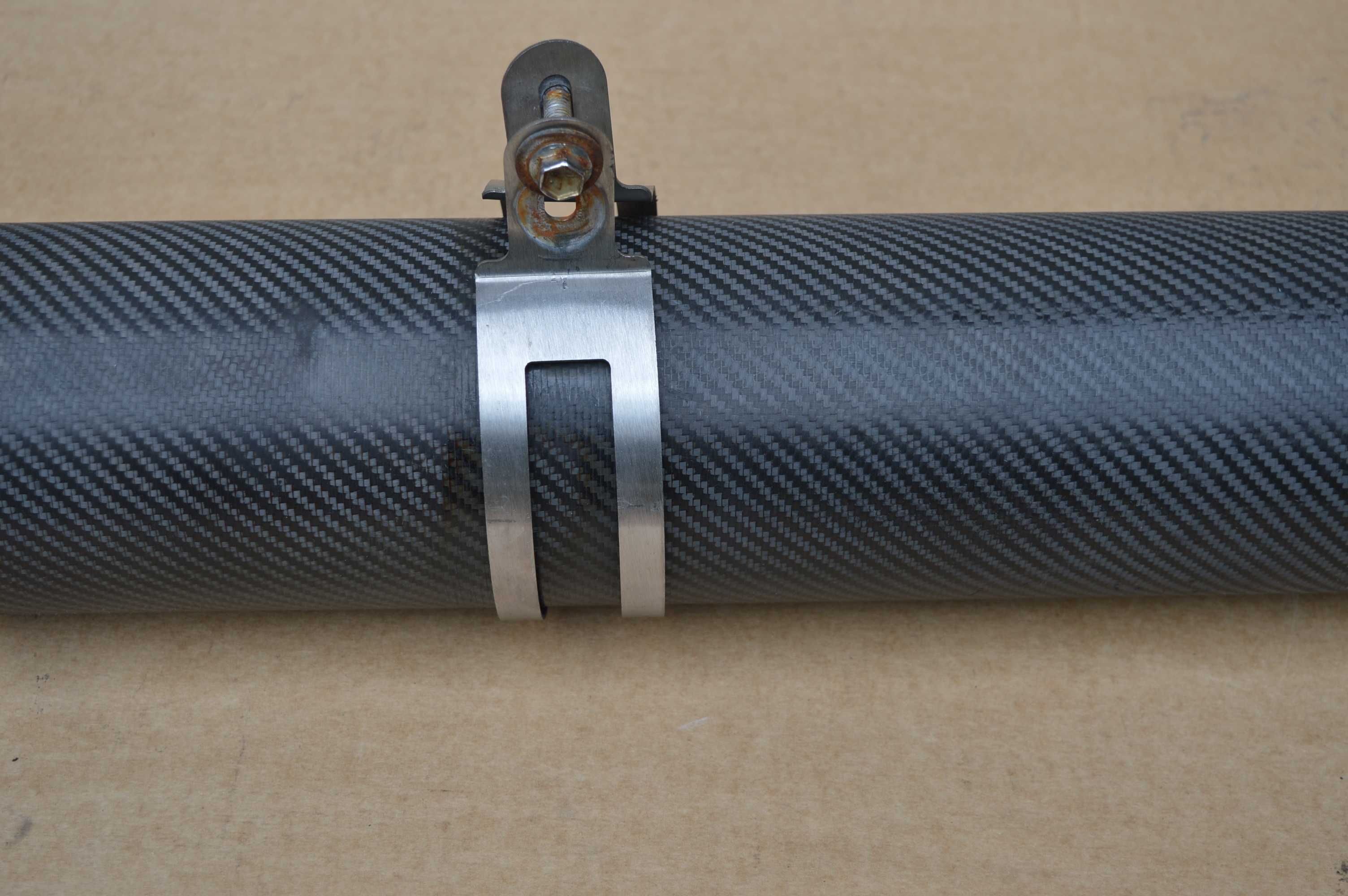 TŁUMIK wydech przelot karbon rozstaw śrub 3x80mm