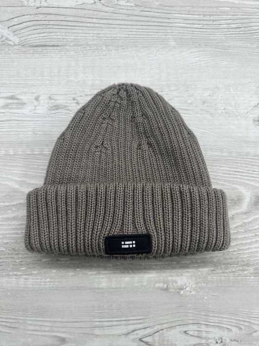 Шапка riot division