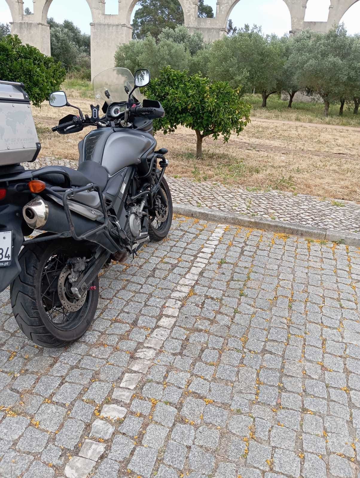Suzuki V-Strom  2016